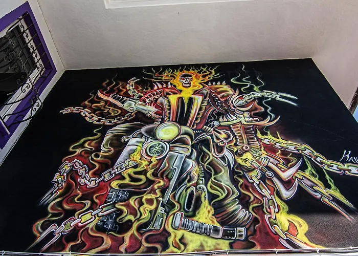 Deep Purple Bikers Hostel *