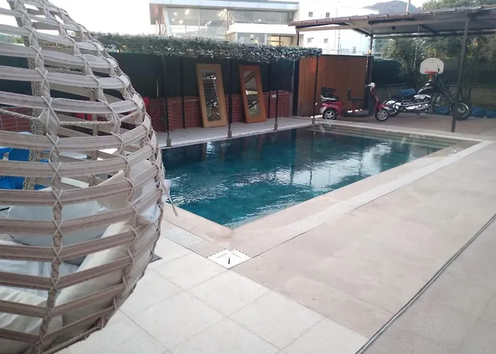 Deep Purple Bikers Hostel Fethiye