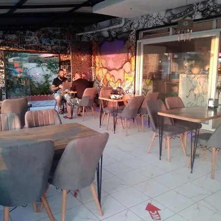 Deep Purple Bikers 旅馆