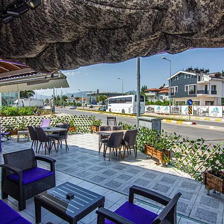 Deep Purple Bikers 旅馆 *