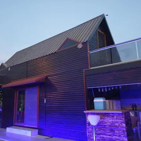 Deep Purple Bikers 旅馆 *